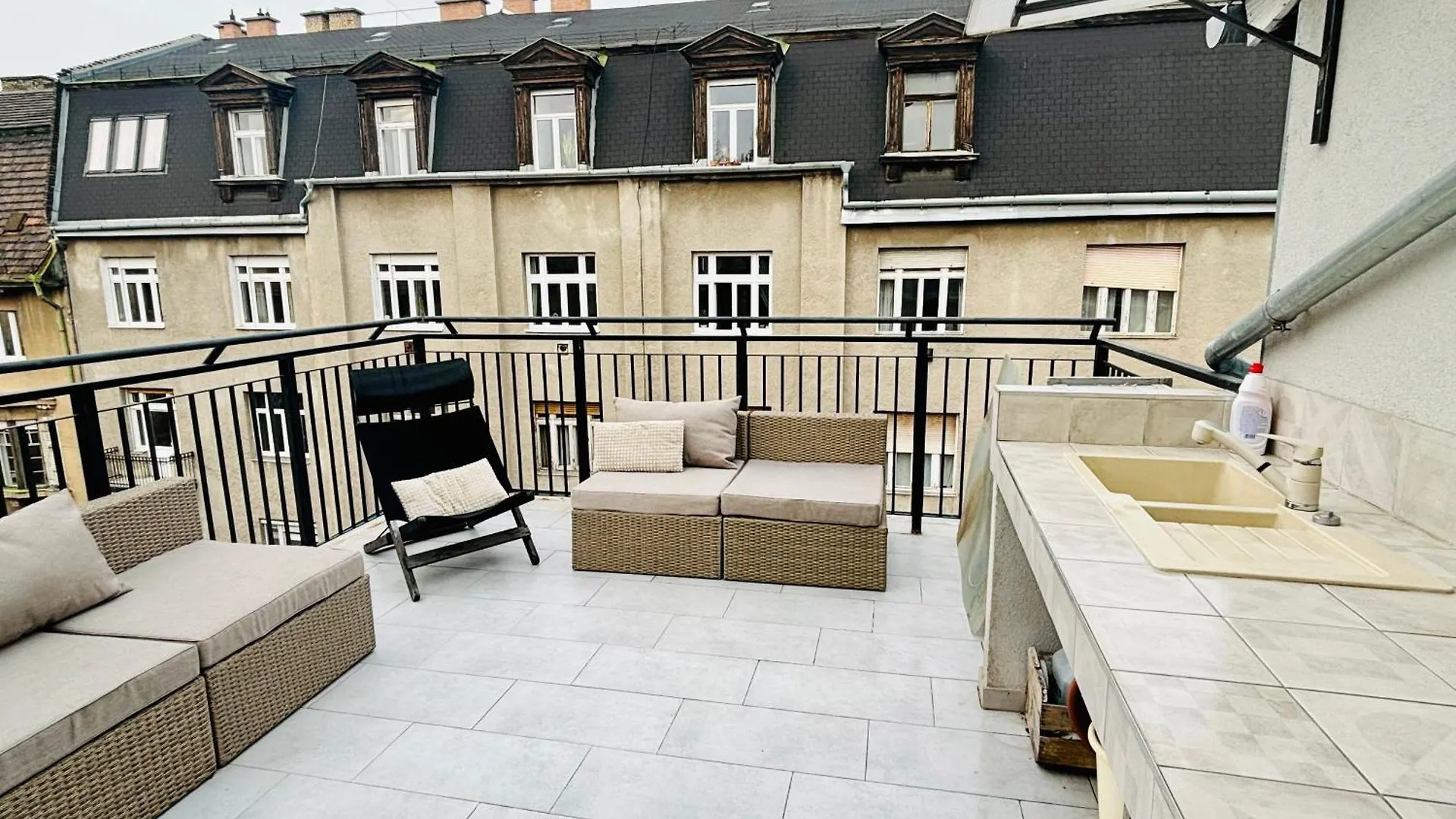 Bp-Est Katona Apartment Budapest
